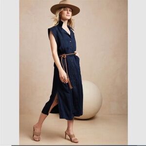 Banana Republic Blue Sleeveless dress with button front, tie waist, and pockets